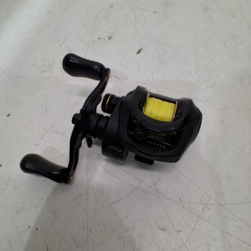BPS MEGACAST BAIT CASTER REEL - 6:6:1 RATIO RIGHT HANDLED - BLACK (MODEL: MGT10HA) image 2