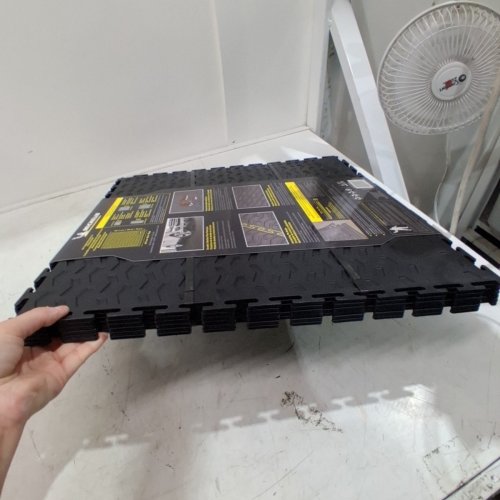 6PK MICHELIN INTERLOCKING FLOORING TILES- 18" X 18" - BLACK (MODEL: 1890284) image 3