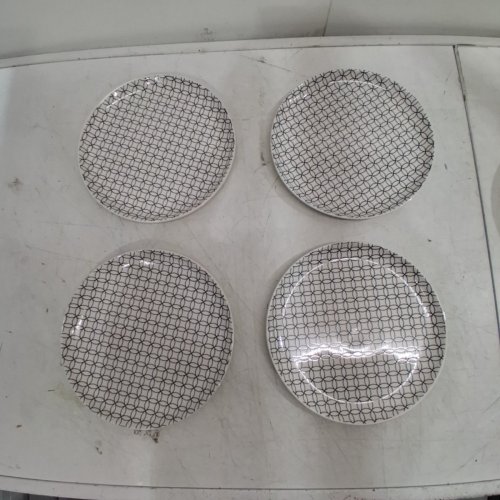 4PK MAINSTAYS ALESSANDRA BROWM STONEWARE DINNER PLATE SET - 10" - WHITE/BLACK image 3