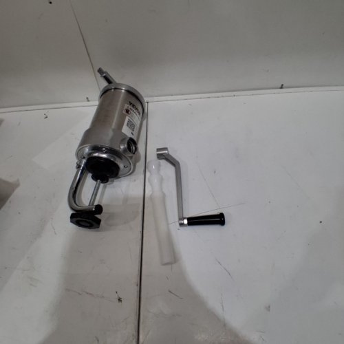 STAINLESS STEEL VERTICAL TABLE CLAMPING SAUSAGE STUFFER - 1.5L CAP - SILVER (MODEL: ES-1.5L) image 2