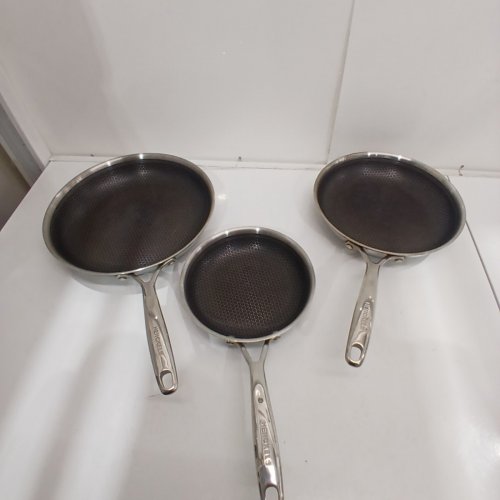 3PC HENCKELS PARADIGM CERAMIC NON-STICK SKILLET SET - 8"/10"/12" (MODEL: 1901726) image 2
