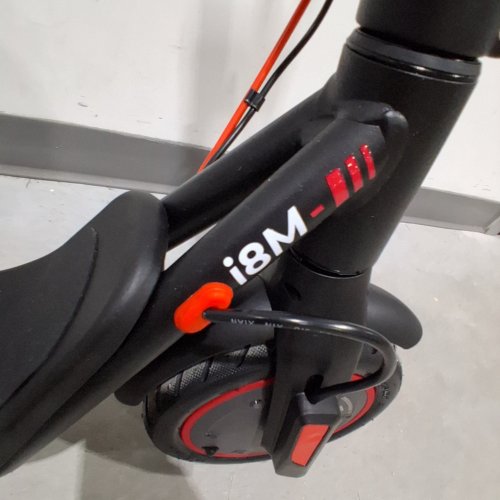 ISCOOTER ELECTRIC FOLDABLE LIGHTWEIGHT COMMUTER SCOOTER - 20-25 KM RANGE - 350W - BLACK / RED (MODEL:I8M) image 3