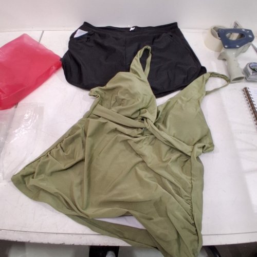 2PC WOMENS TANKINI SWIMSUIT WITH SHORTS - 2XL - GREEN\BLACK image 3