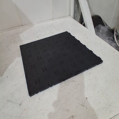 50PK INTERLOCKING GARAGE TILES, FLOOR PROTECTION, 12" X 12" - BLACK - (JQ-3050BK) image 3