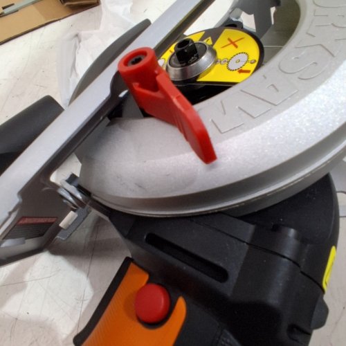 WORX COMPACT CIRCULAR SAW - 4-1/2" (MODEL: WX429L) image 6