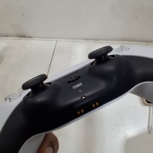 DUALSENSE WIRELESS CONTROLLER (PS5 CONTROLLER) image 6