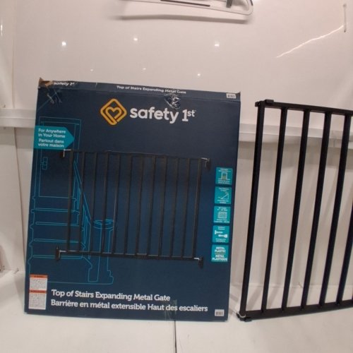 SAFETY FIRST TOP OF THE STAIRS EXPANDABLE METAL BABY GATE - 27" - 42" X 28" - BLACK (MODEL: GA090CBLKF2 image 3