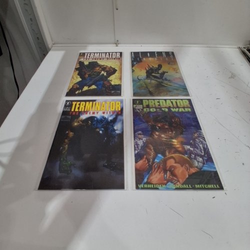 4 ASStd DARK HORSE COMIC BOOKS - PREDATOR COLD WAR #3, ALEINS GENOCIDE #2 OF 4, TERMINATOR THE ENEMY WITHIN #1 OF 4, AND #2 OF 4 - VARIOUS AUTHORS image 2