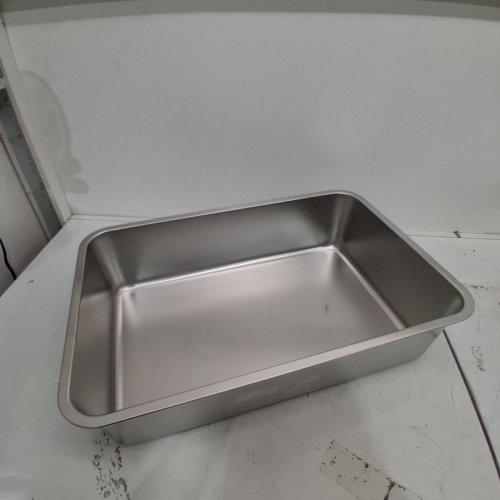 STAINLESS STEEL METAL LITTER BOX FOR CATS - 23.5" X 15.5" X 6" - SILVER image 2