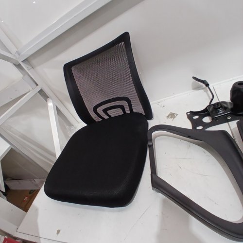 PAYLESSHERE OFFICE CHAIR WITH 5 WHEELS AND ADJUSTABLE SEAT - 18.9"D X 19.7"W X 35.2"H - BLACK (MODEL: VN-H03-BLACK) image 5