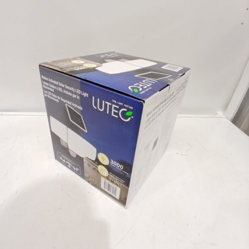 LUTEC MOTION ACTIVATED SOLAR SECURITY LED FLOOD LIGHT - 5000K - 3000LM - WHITE (MODEL: 1937995) image 2