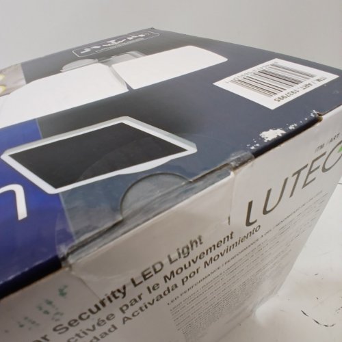 LUTEC MOTION ACTIVATED SOLAR SECURITY LED FLOOD LIGHT - 5000K - 3000LM - WHITE (MODEL: 1937995) image 3