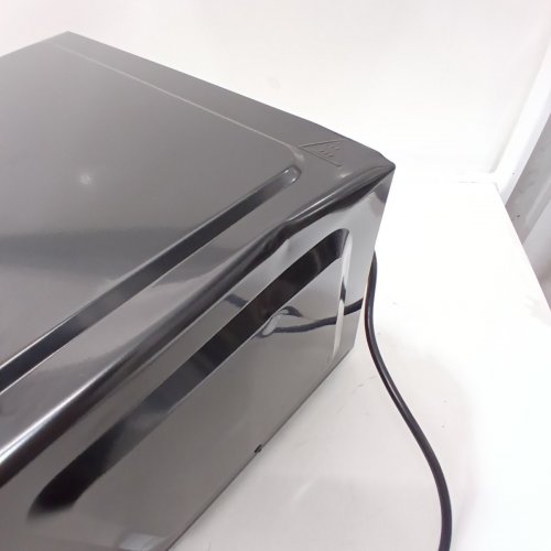 CHEFMAN COUNTERTOP MICROWAVE OVEN - 0.7 CU. FT - BLACK (MODEL: RJ55-7-V2-CA) image 4