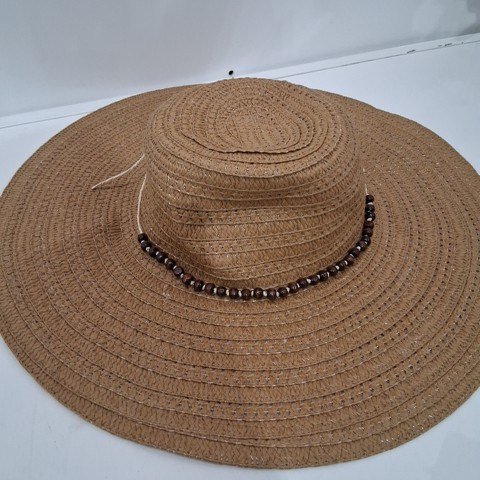 WOMEN'S TIME AND TRU STRAW FLOPPY HAT - OSFM - TAN image 2
