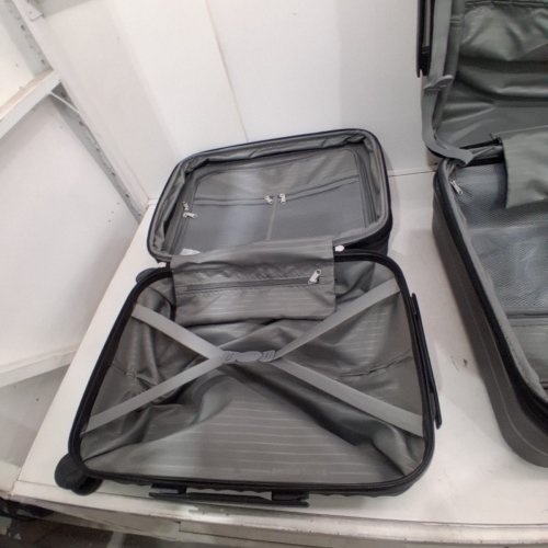 2PC AMAZONBASICS HARDSIDE SPINNER LUGGAGE - 20", 28" BLACK image 6