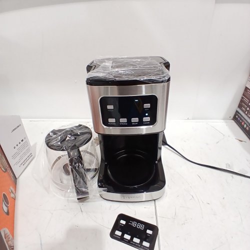 CHEFMAN PROGRAMMABLE COFFEE MAKER WITH DIGITAL DISPLAY & AUTO -BREW FUNCTION - 12-CUP - STAINLESS STEEL (MODEL: RJ14-12-SQ)) image 3