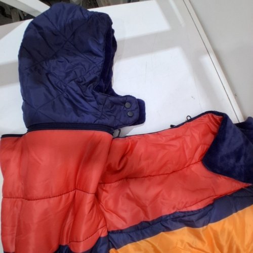 2-IN-1 BELOW ZERO REVERSIBLE WEARABLE BLANKET - 72" X 54" - BLUE/ ORANGE/ RED (MODEL: 1796292) image 3