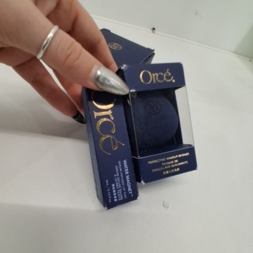 3PC ORCÉ COME CLOSER SETTING POWDER, MAKEUP SPONGE & LIP TINT SET - LIP SHADE ONCE BITTEN TWICE SHY 8G / 4 ML image 4