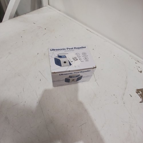ULTRASONIC PEST REPELLER - 1067 SQ. FT - WHITE AND BLUE image 2