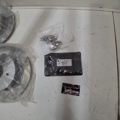 POWERSTOP Z17 EVOLUTION PLUS CERAMIC BRAKE PADS AND SEMI-COATED ROTORS FOR VARIOUS NISSAN MODELS - SILVER (MODEL: sc7881) image 6
