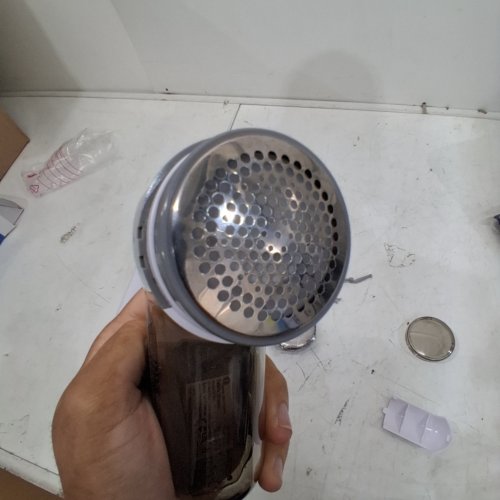 BEAUTURAL LINT REMOVER HANDHELD FABRIC SHAVER - GREY image 3