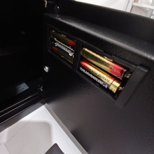 HOMIRXAN SMALL ANTI-THEFT FIREPROOF SAFE BOX WITH DIGITAL KEYPAD, SPARE KEYS AND REMOVABLE SHELF - 1.2 CU.FT - BLACK (MODEL: 25SA) image 3