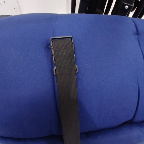 CAMPING COT WITH PADDED MATTRESS - 28" X 73" - BLUE/BLACK (MODEL: A043-002-001) image 3