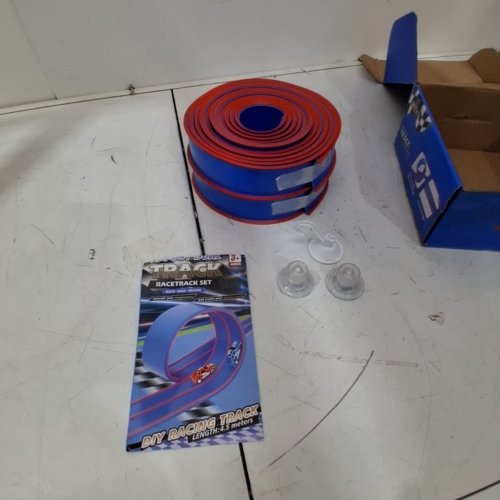 FLEXIBLE DOUBLE LANE RACETRACK FOR CARS - 15FT - BLUE AND RED image 2