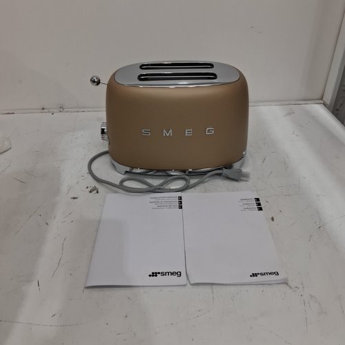 SMEG LIMITED EDITION 2-SLICE 50'S STYLE TOASTER - GOLD - (TSF01RGUS) image 2
