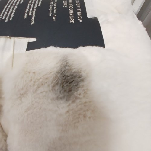 HOUSE & HOME BY LYNDA REEVES LUXE FAUX FUR THROW - 60 " X 70" - WHITE image 3