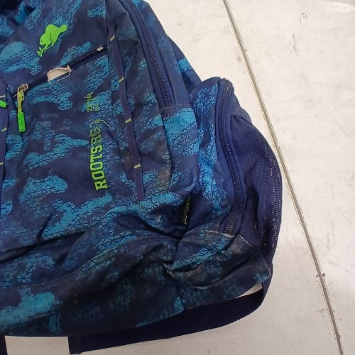 ROOTS LIGHTWEIGHT BACKPACK WITH 15.6 LAPTOP COMPARTMENT - 33 LITERS - BLUE/GREEN (STYLE: 1896125) image 4