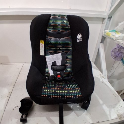 COSCO SCENERA NEXT CONVERTIBLE CAR SEAT - TRIANGLES (MODEL: 22182C-EJQ) image 3