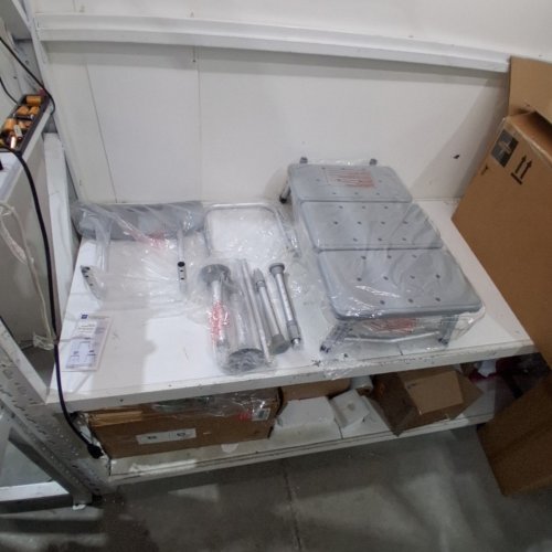 MEDLINE GUARDIAN BATHTUB TRANSFER BENCH WITH BACK SUPPORT & SUCTION FEET - 400LBS CAPACITY - GREY (MODEL: G3-100KBX1) image 2