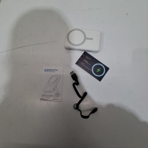 AZMUTH MAGNETIC POWER BANK FOR MAGSAFE BATTERY 10000 MAH - 20W - WHITE (MODEL: KT-D022) image 5
