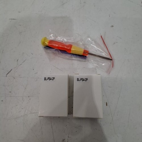 2PK HISEWEN REPLACEMENT BATTERIES FOR PLAYSTATION 4 V1/V2 CONTROLLERS - 2000MAH (MODEL: BL-PS4-2P) image 2