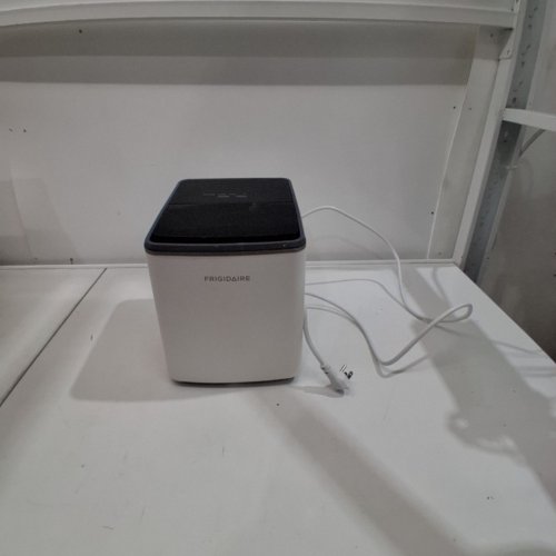 FRIGIDAIRE RETRO FREESTANDING BULLET SHAPED ICE MAKER - 26 LBS - WHITE (MODEL: EFIC513-WHITE) image 3