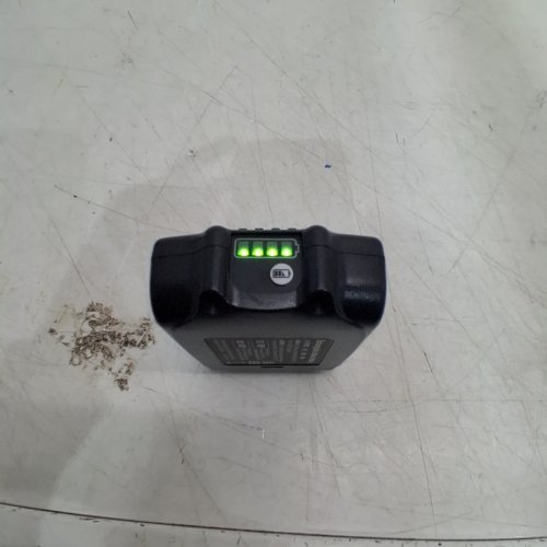 RECHARGEABLE LITHIUM-ION BATTERY - 20V - 2AH - BLACK/ORANGE (MODEL: VW-SP2020) image 2