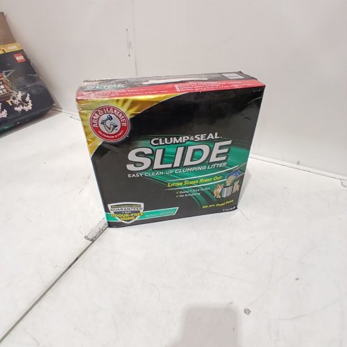 ARM & HAMMER CLUMP & SEAL SLIDE 100% DUST FREE NON-STOP ODOUR CONTROL CAT LITTER - 28LBS image 2