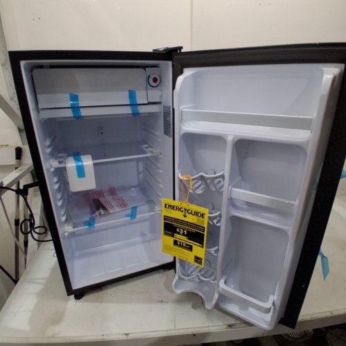 DANBY COMPACT MINI FRIDGE - 3.2CUFT - BLACK - (MODEL: DCR032A2BDD) image 5