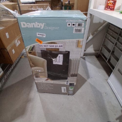 DANBY COMPACT MINI FRIDGE - 3.2CUFT - BLACK - (MODEL: DCR032A2BDD) image 8