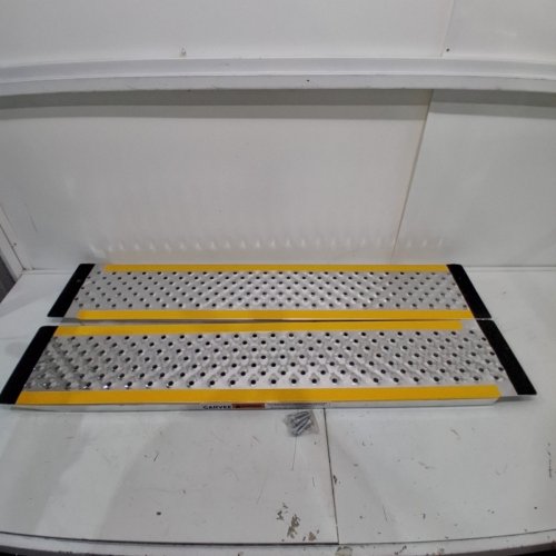 2PK GARVEE ALUMINUM LAWN MOWER RAMPS - 47" 800LB MAX - SILVER/YELLOW (MODEL: 7A7WX) image 2