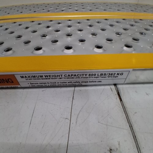 2PK GARVEE ALUMINUM LAWN MOWER RAMPS - 47" 800LB MAX - SILVER/YELLOW (MODEL: 7A7WX) image 5