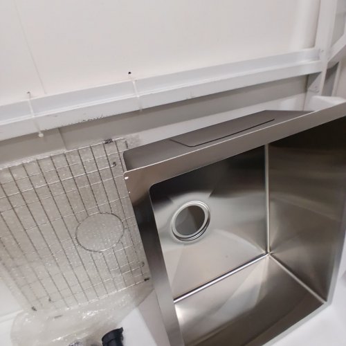 MENATT UNDERMOUNT SINGLE BOWL KITCHEN SINK - STAINLESS STEEL - 18" X 22" - SILVER (MODEL:2218-DWR ) image 4