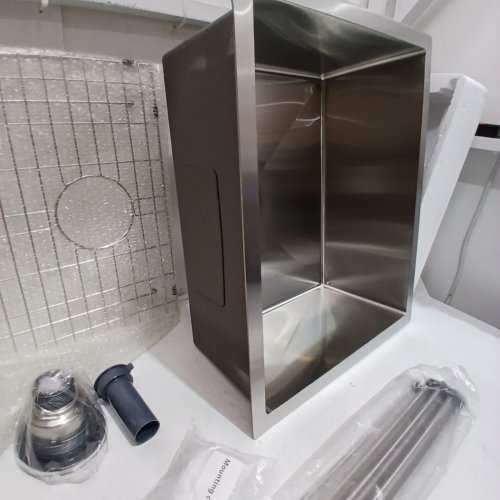 MENATT UNDERMOUNT SINGLE BOWL KITCHEN SINK - STAINLESS STEEL - 18" X 22" - SILVER (MODEL:2218-DWR ) image 6