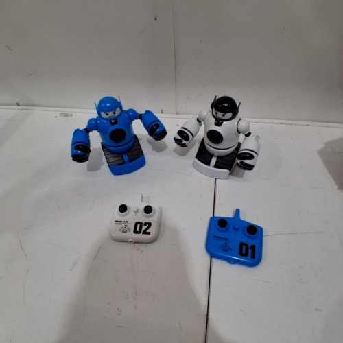 SHARPER IMAGE MECHA RIVALS JIB VS. JAB RC ROBOTS - BLUE / WHITE image 3