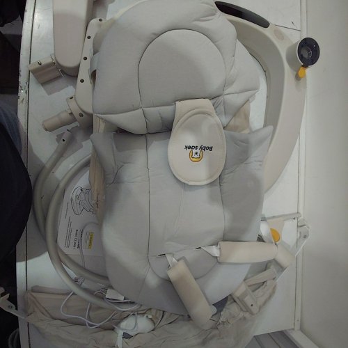 BOBY SOEK REMOTE CONTROL PORTABLE 5 SPEED ELECTRIC BABY SWING - WHITE (MODEL: CZ-KK01) image 5