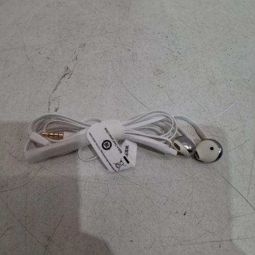 JBL BY HARMAN TUNE 205 WIRED IN EAR HEADPHONES WITH ONE-BUTTON REMOTE/MIC WITH HANDSFREE CALLING WHITE (MODEL:‎JBLT205BLKAM) image 2