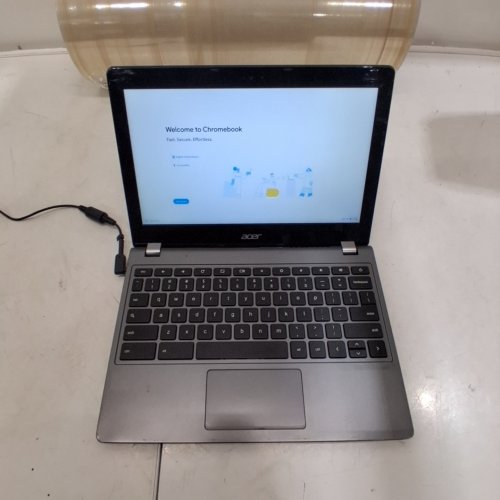 ACER CHROMEBOOK 11, 11.6" WITH INTEL CELERON 3205U, 4GB RAM, 16GB SSD (MODEL: C740-C4PE) image 2
