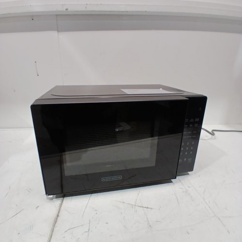 BLACK+DECKER COMPACT DIGITAL MICROWAVE OVEN - 0.7CU.FT - BLACK (MODEL#: EM720C2RD) image 3