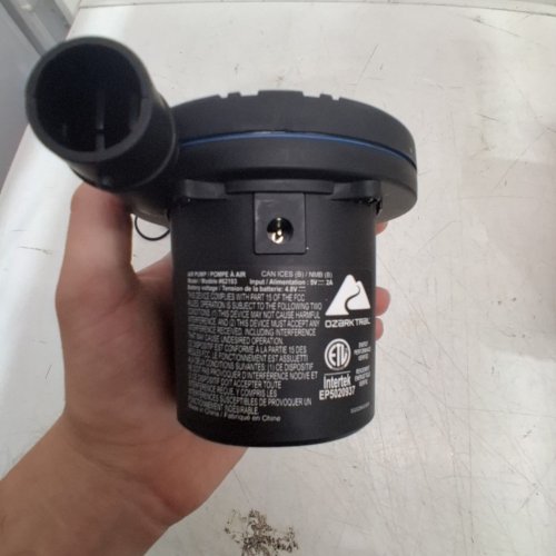 OZARK TRAIL RECHARGEABLE AIR PUMP - 4.8V - BLACK (MODEL:62193) image 4